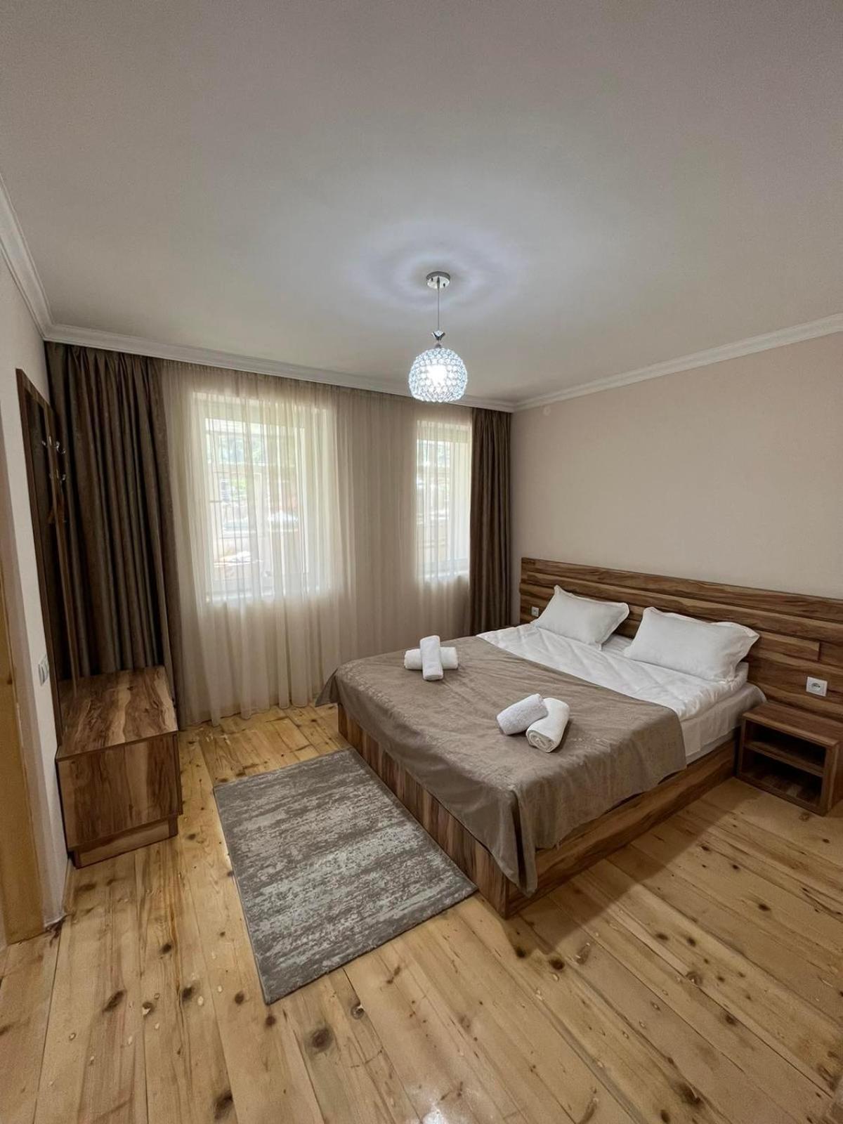 Готель Polaris Kazbegi Екстер'єр фото